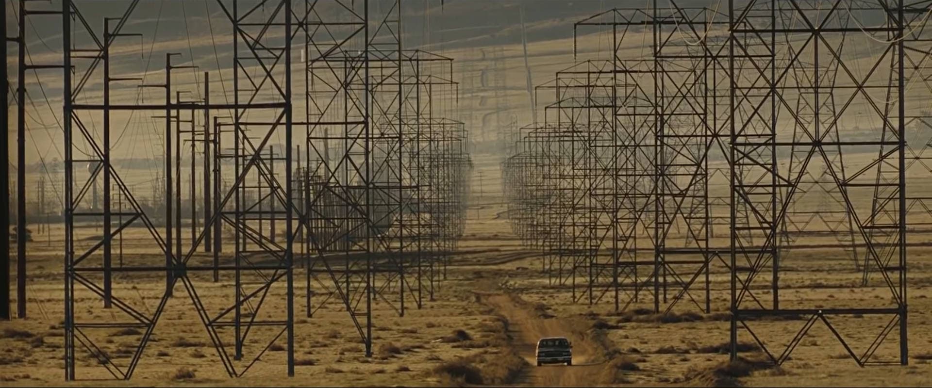 Esempio di campo lunghissimo: Frame del film Seven